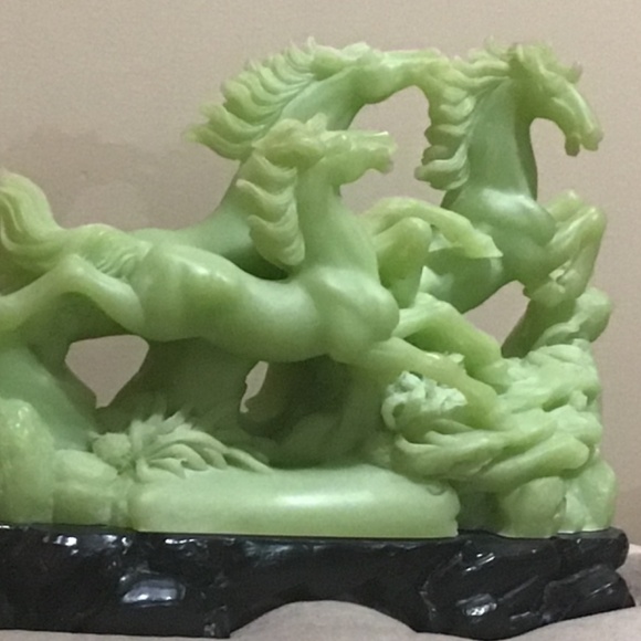 Vintage Chinese Natural Emerald Jade Jadeite Feng shui success horse statue - Picture 3 of 3